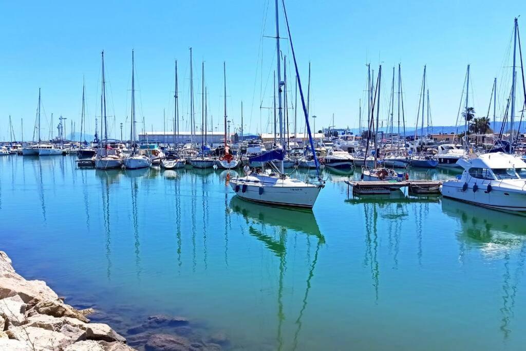 Apartamento, Estudio En La Playa Playa de Gandia Екстериор снимка