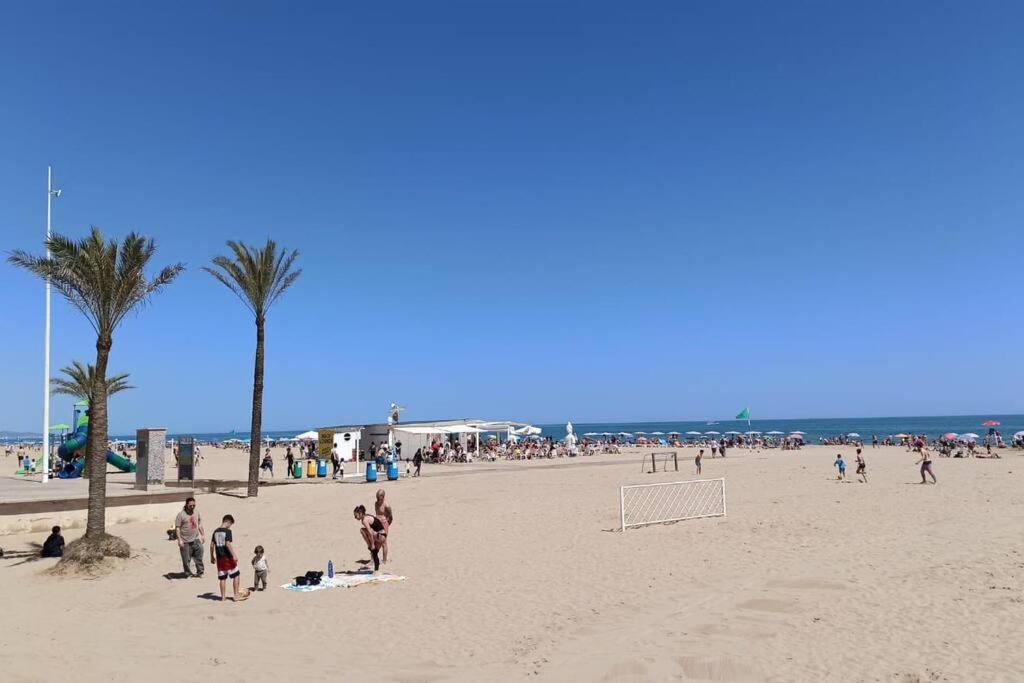 Apartamento, Estudio En La Playa Playa de Gandia Екстериор снимка